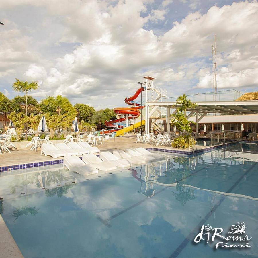 Hotel Diroma Fiori Com Um Dia De Acesso No Acqua Park Diroma Калдас Новас Екстериор снимка